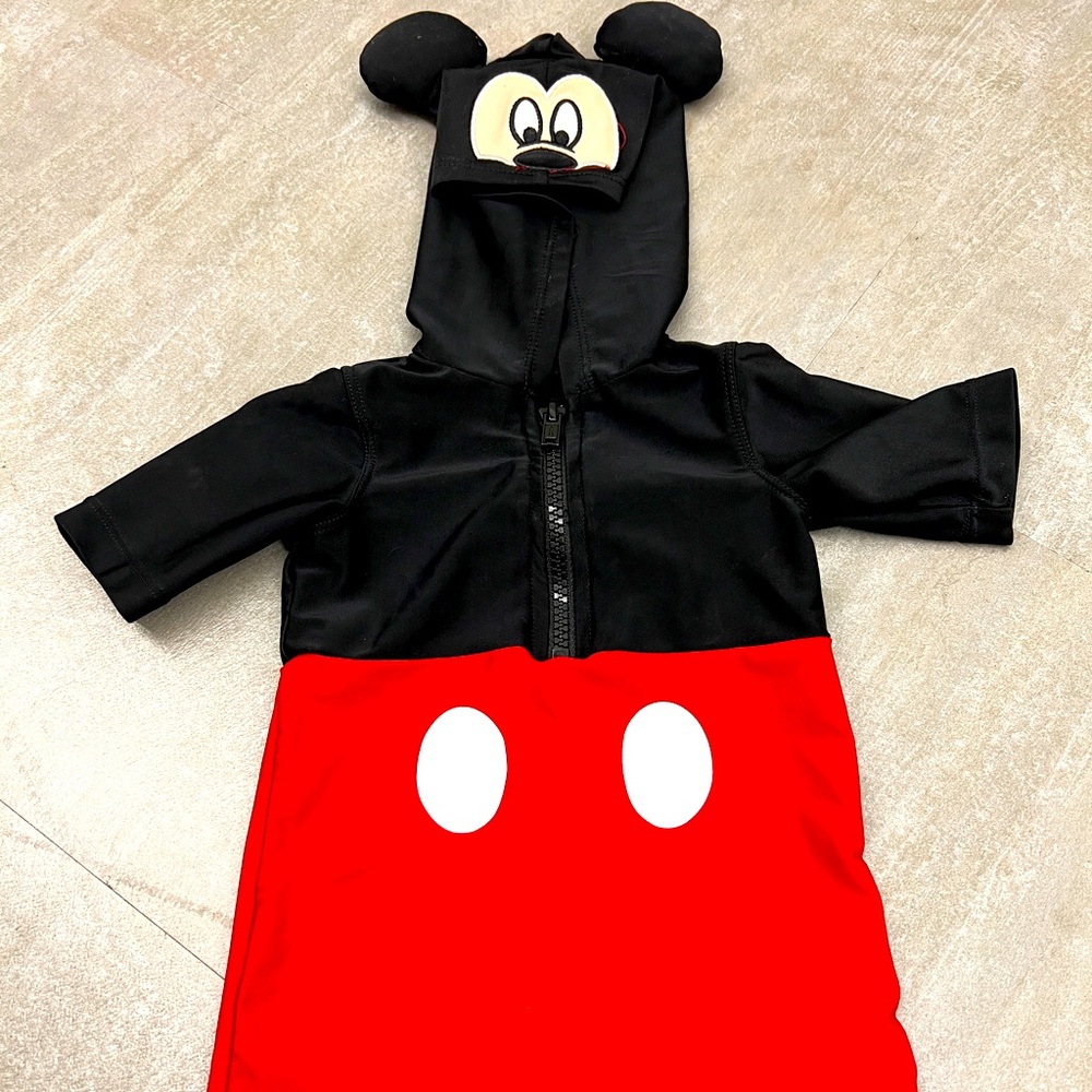 Disney Baby Mickey Mouse Clubhouse Outfit Baby Size 3months Face On Hood